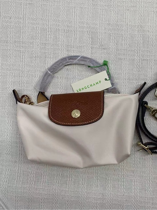 Longchamp Handbags - 🥝Longchamp Cream Mini Crossbody Bag